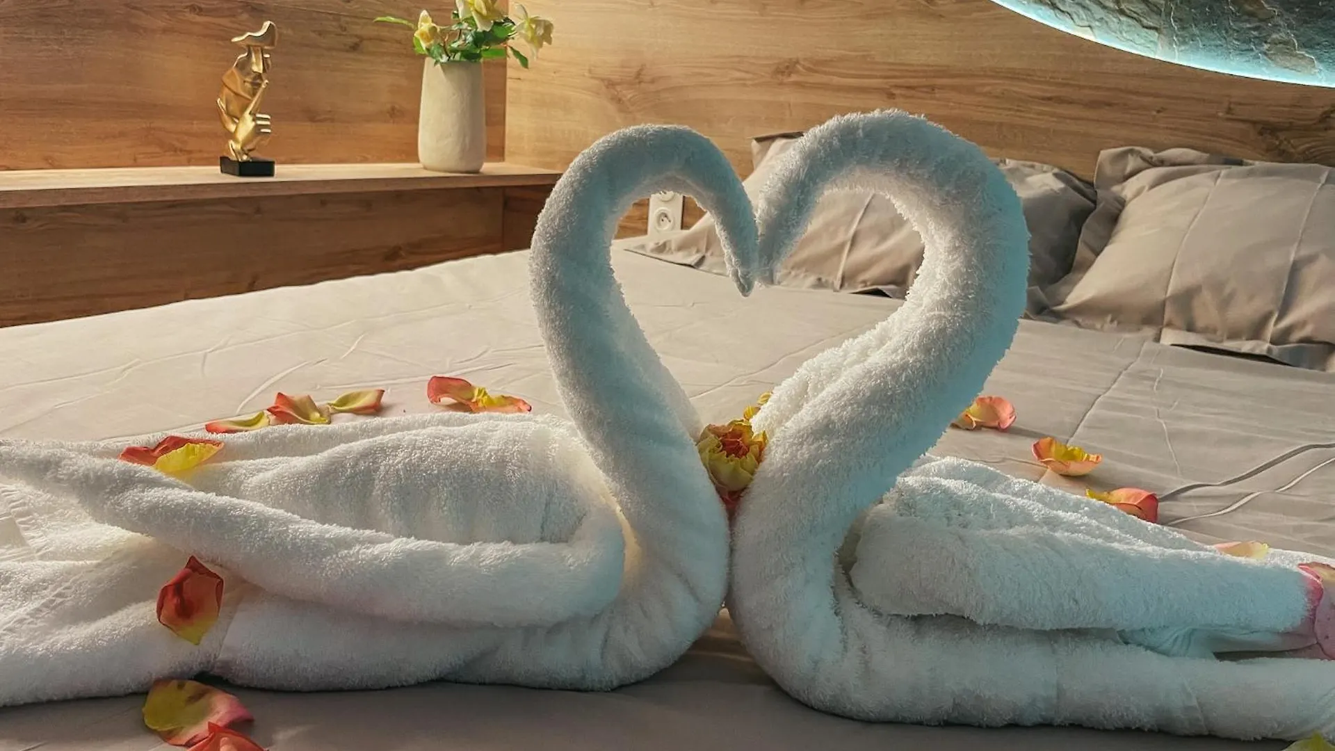 Galatea Suite Luxury And Jacuzzi Perros-Guirec Apartamento